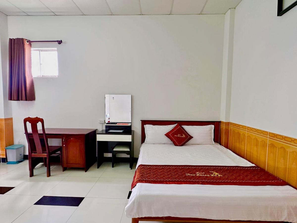 Truc Hoang Ha Hotel Tỉnh Kontum Exterior foto