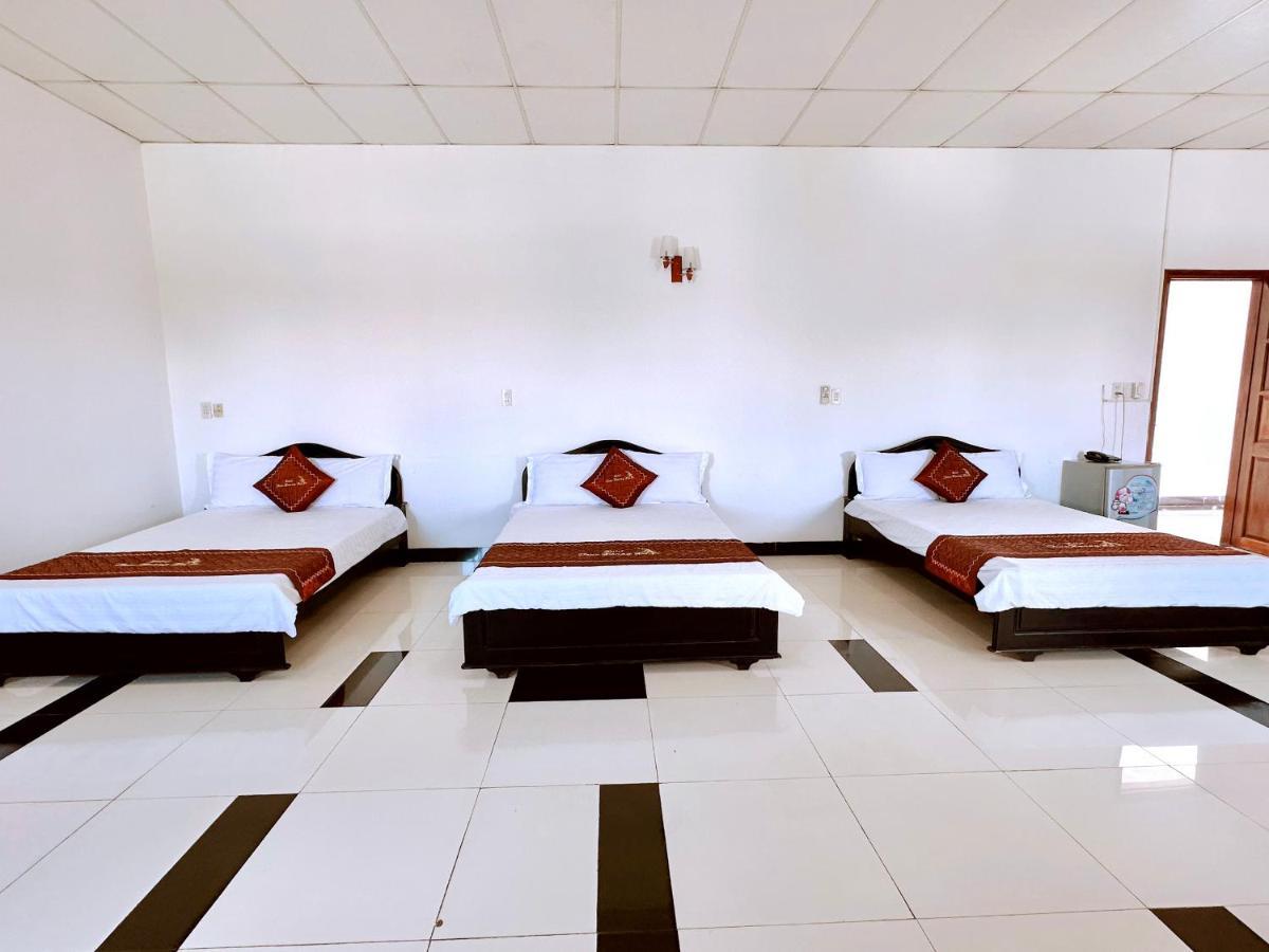 Truc Hoang Ha Hotel Tỉnh Kontum Exterior foto
