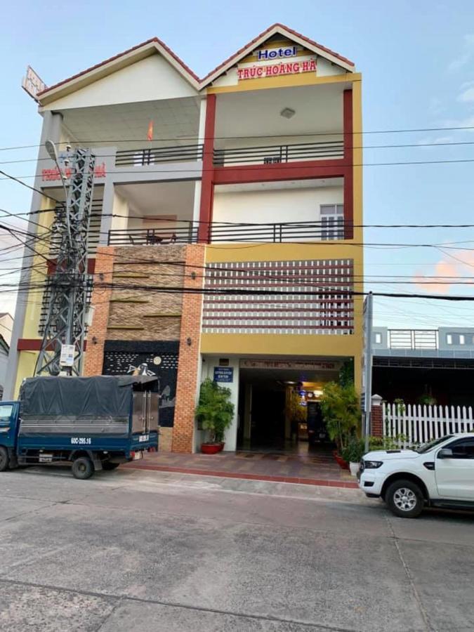 Truc Hoang Ha Hotel Tỉnh Kontum Exterior foto