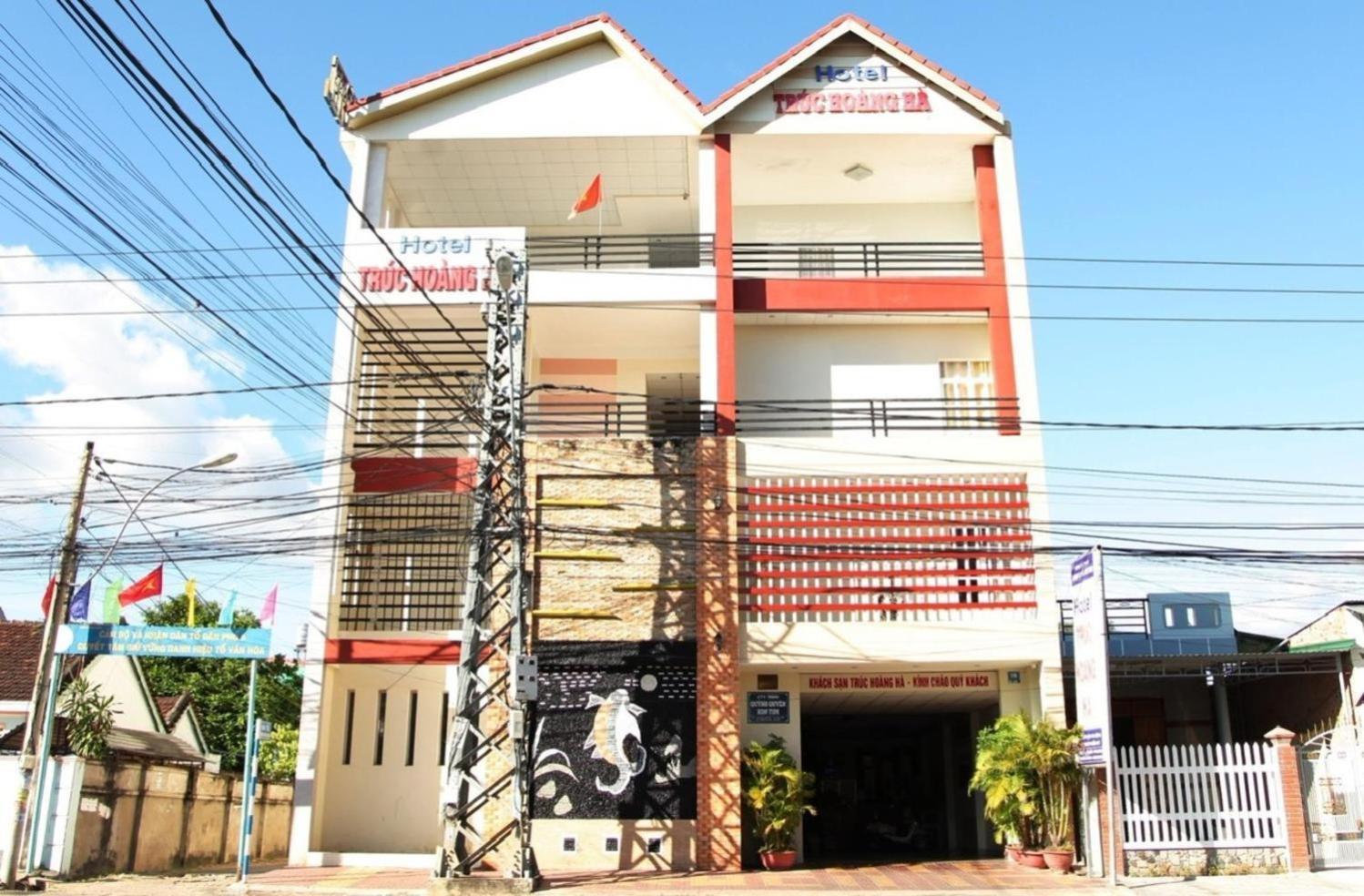Truc Hoang Ha Hotel Tỉnh Kontum Exterior foto